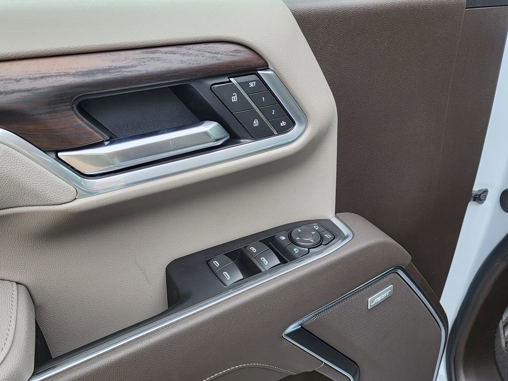 2026 GMC Sierra 1500 SLT - Photo 15