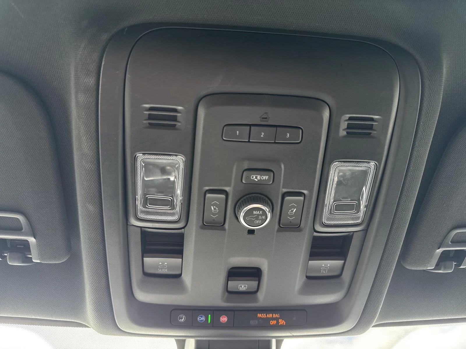 Used 2022 SUMMIT WHITE Chevrolet Z71 image 33