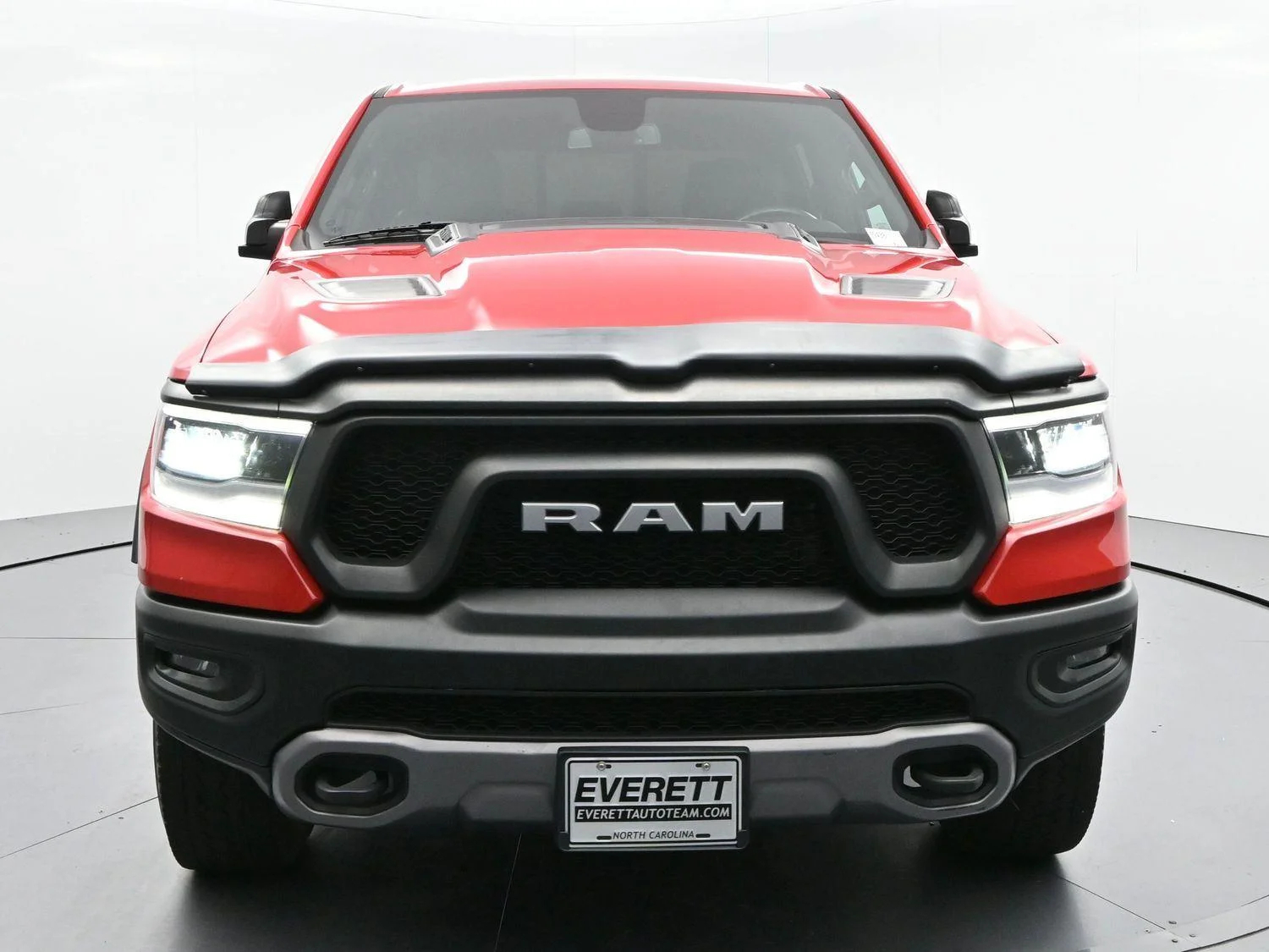 Used 2019 Flame Red Ram Rebel image 2