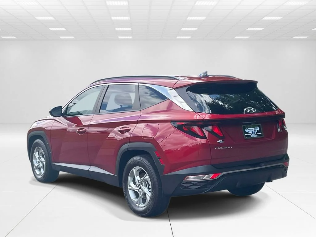 Used 2024 Red Hyundai SEL image 4