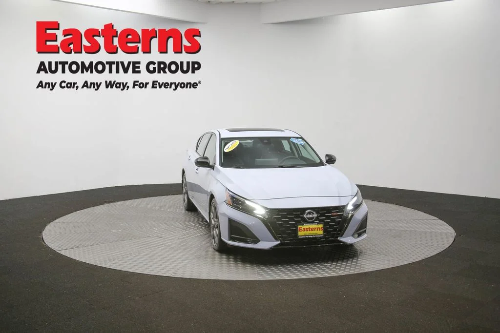 Used 2023 Gray Nissan 2.5 SL image 51