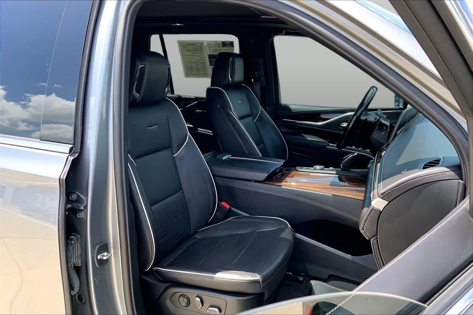 Used 2022 Satin Steel Metallic Cadillac Premium Luxury image 9