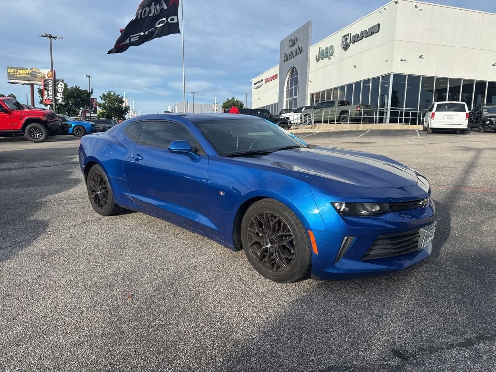 2017 Chevrolet Camaro 2.0 1LT Automatic's photo