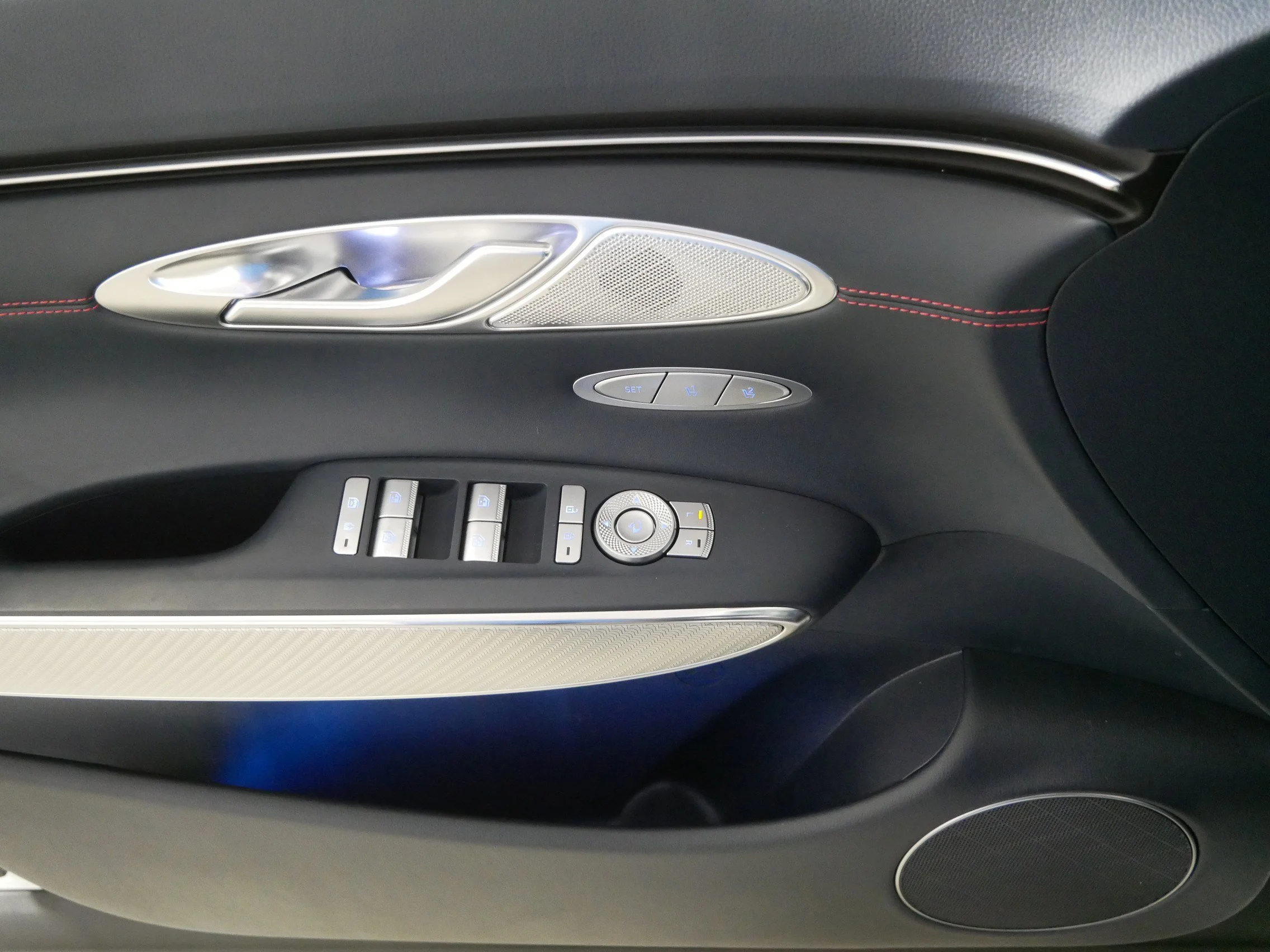 2024 GENESIS GV70 Sport - Photo 19