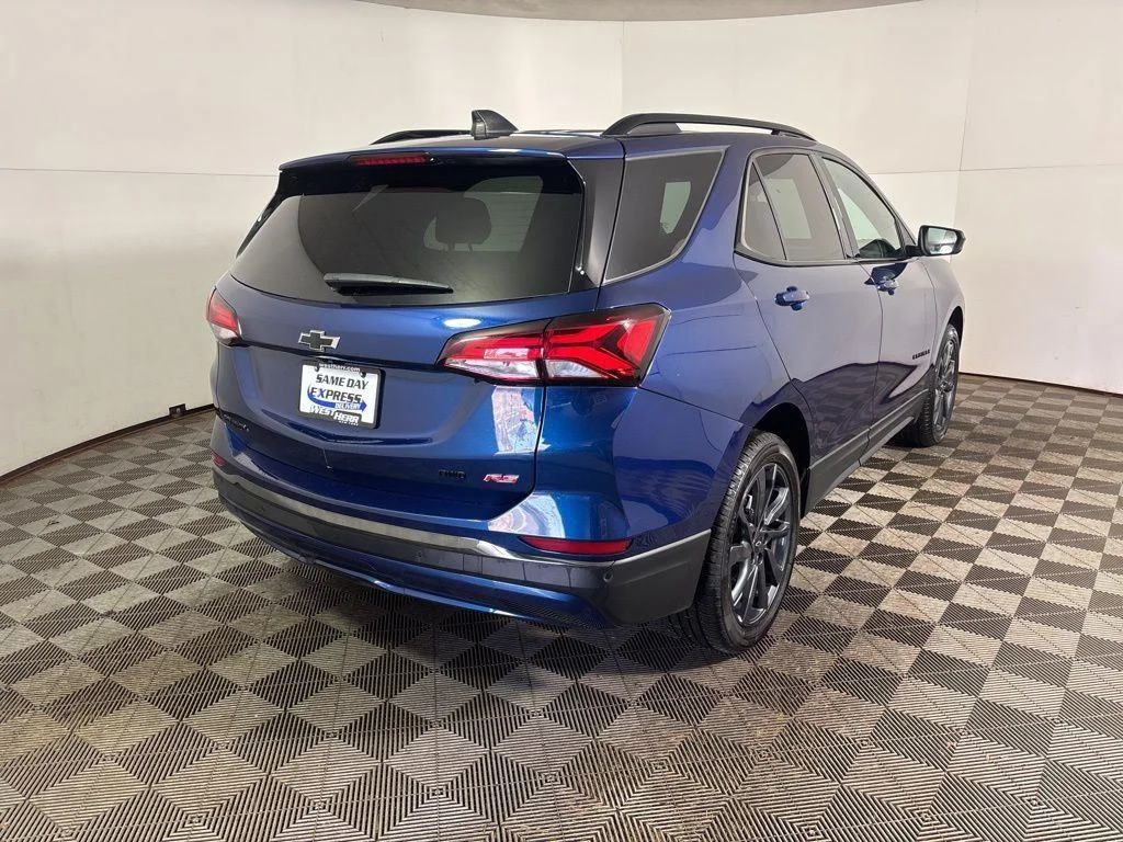 Used 2022 Blue Chevrolet RS image 21