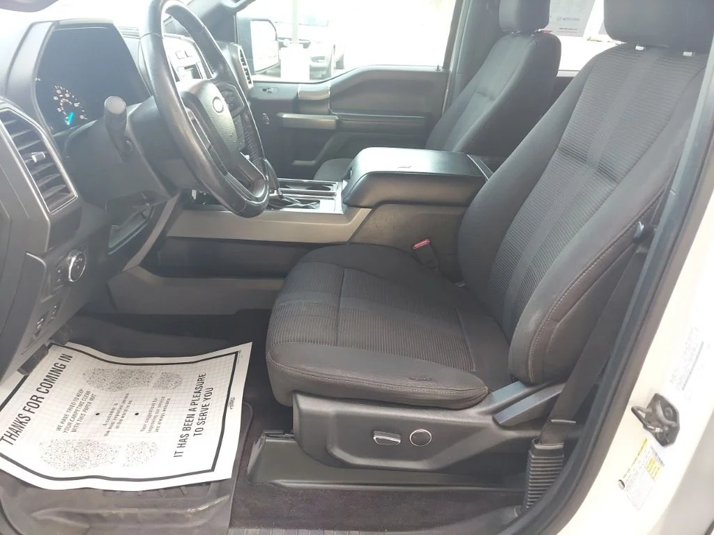 Used 2017 Oxford White Ford XLT image 18