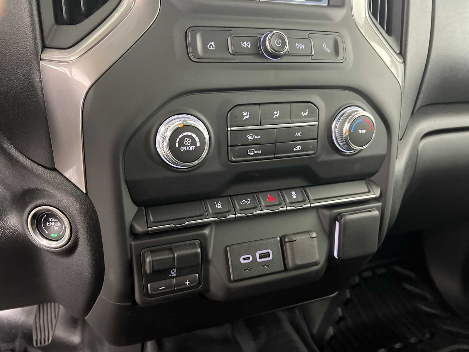 2026 GMC Sierra 2500HD Pro - Photo 23