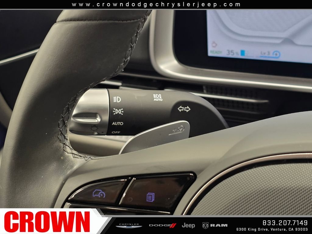 Used 2023 White Hyundai SEL image 35