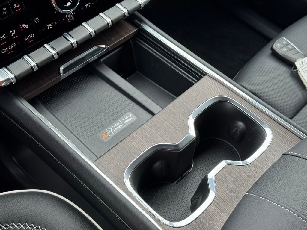 New 2026 Glacier White Tricoat GMC Denali image 31