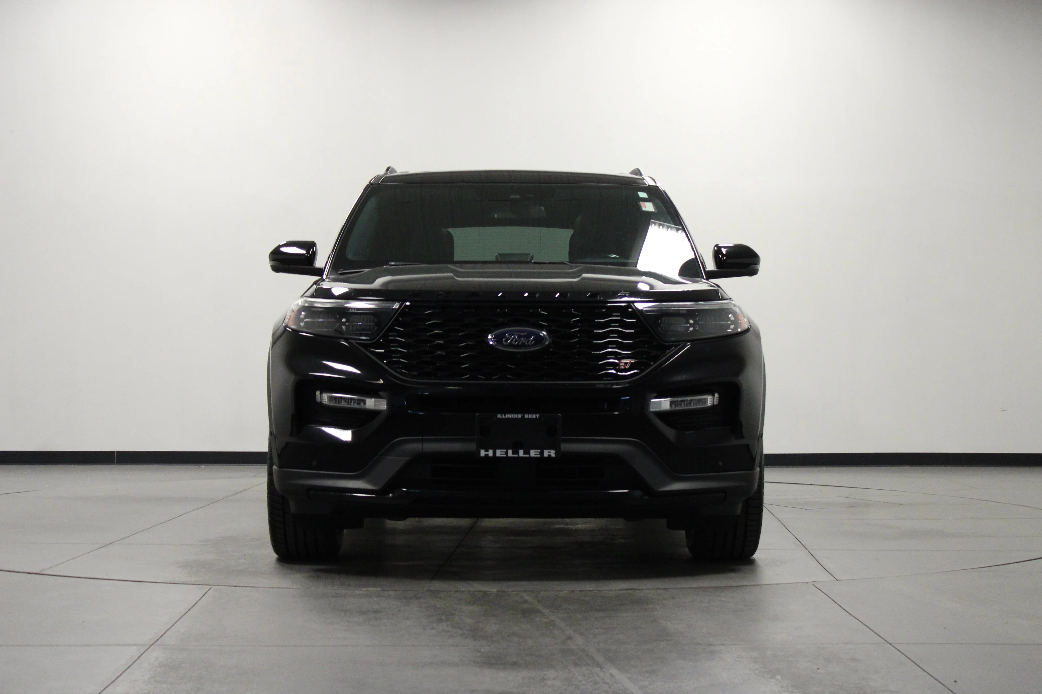 Used 2021 Black Metallic Ford ST image 9