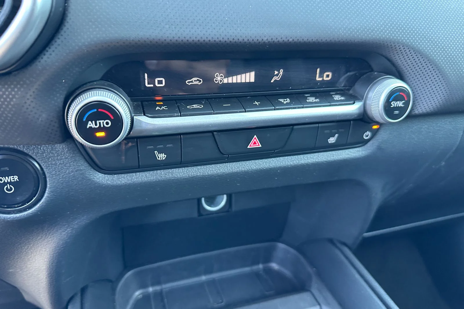 Certified Used 2025 Wind Chill Pearl Mazda Preferred image 17