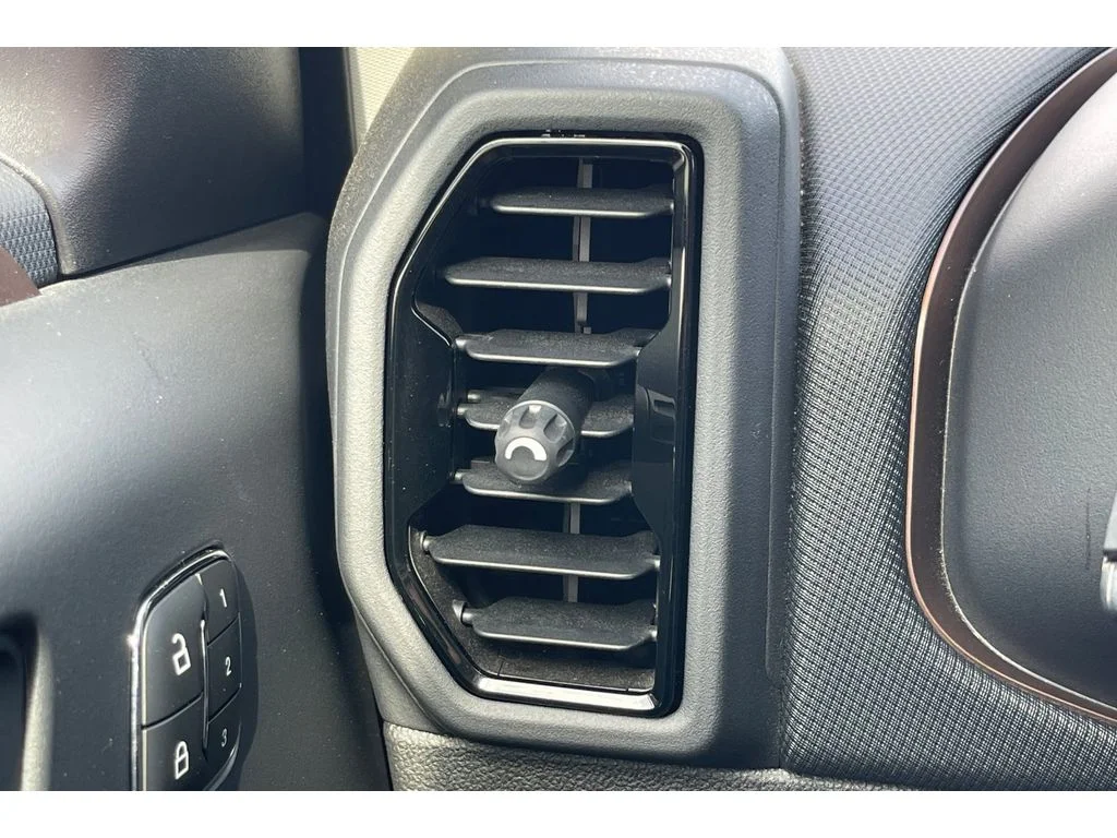 Used 2023 Cactus Gray Ford Outer Banks image 29
