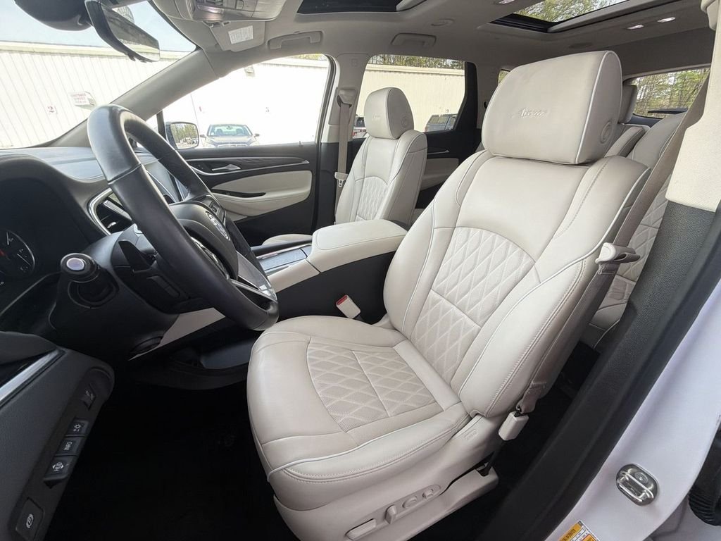 Used 2023 White Buick Avenir image 20
