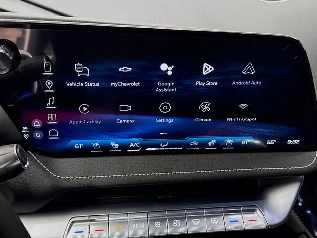 New 2026 Arctic White Chevrolet 2LT image 17