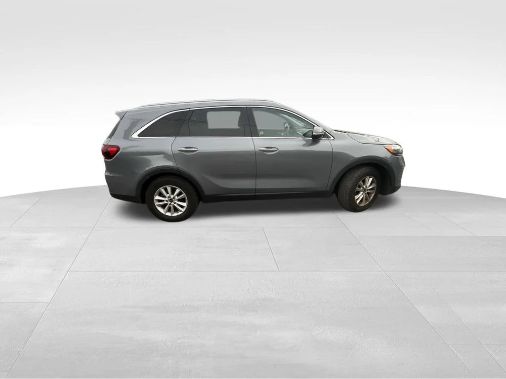 Used 2020 Silver Kia LX image 17