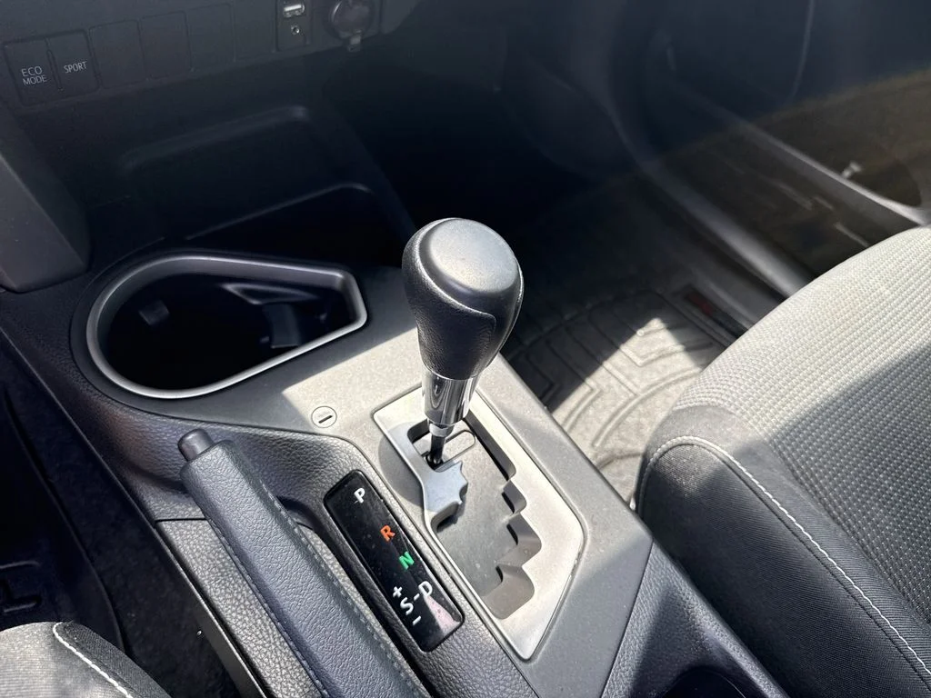 Used 2017 Gray Toyota XLE image 28