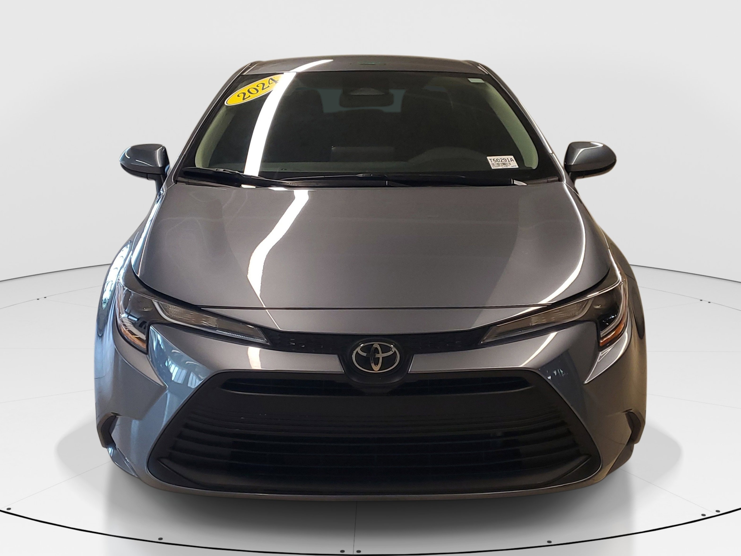 Used 2024 Toyota Corolla LE with VIN 5YFB4MDE3RP122610 for sale in Pinecrest, FL