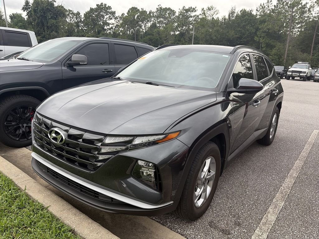 Used 2024 Gray Hyundai SEL image 3