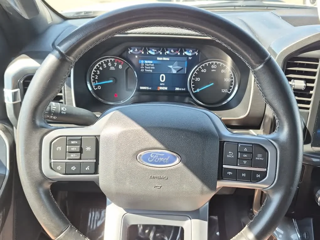 Certified Used 2023 Oxford White Ford XLT image 16