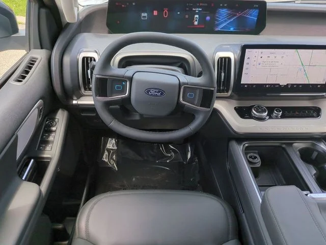 New 2026 Space Silver Metallic Ford MAX Active image 16