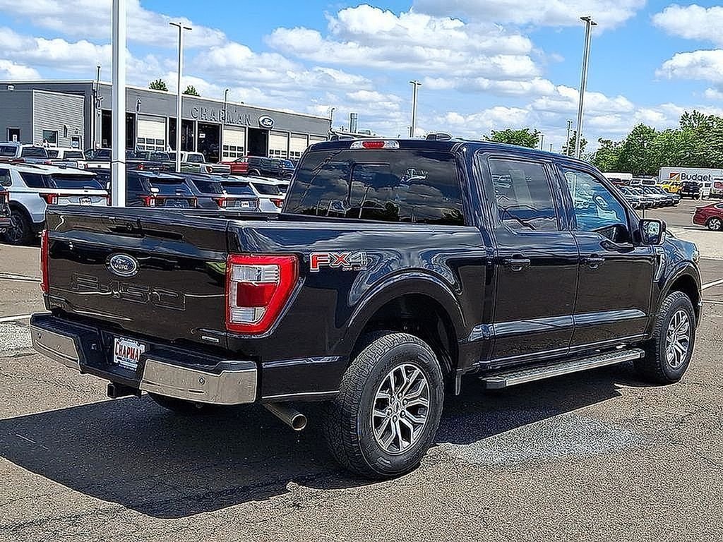 Used 2022 Black Metallic Ford Lariat image 9