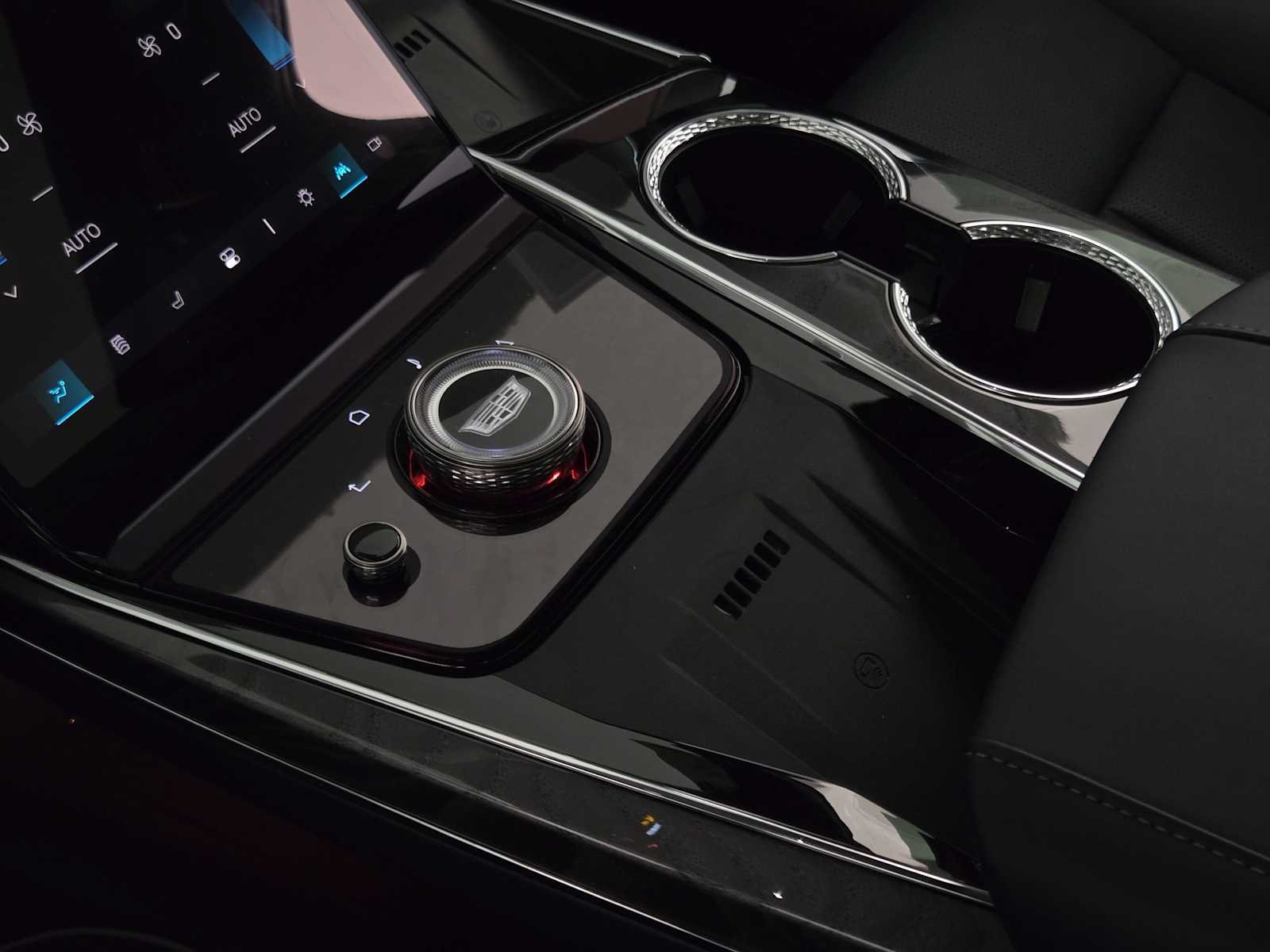 2025 Cadillac Escalade IQ Luxury 2 - Photo 13