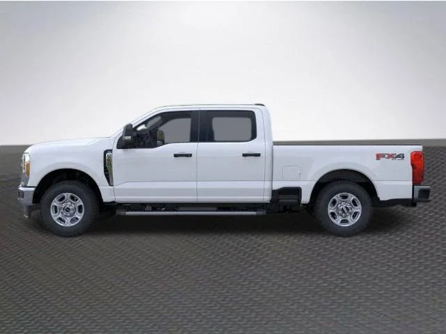 New 2026 Oxford White Ford F-250® XLT image 3