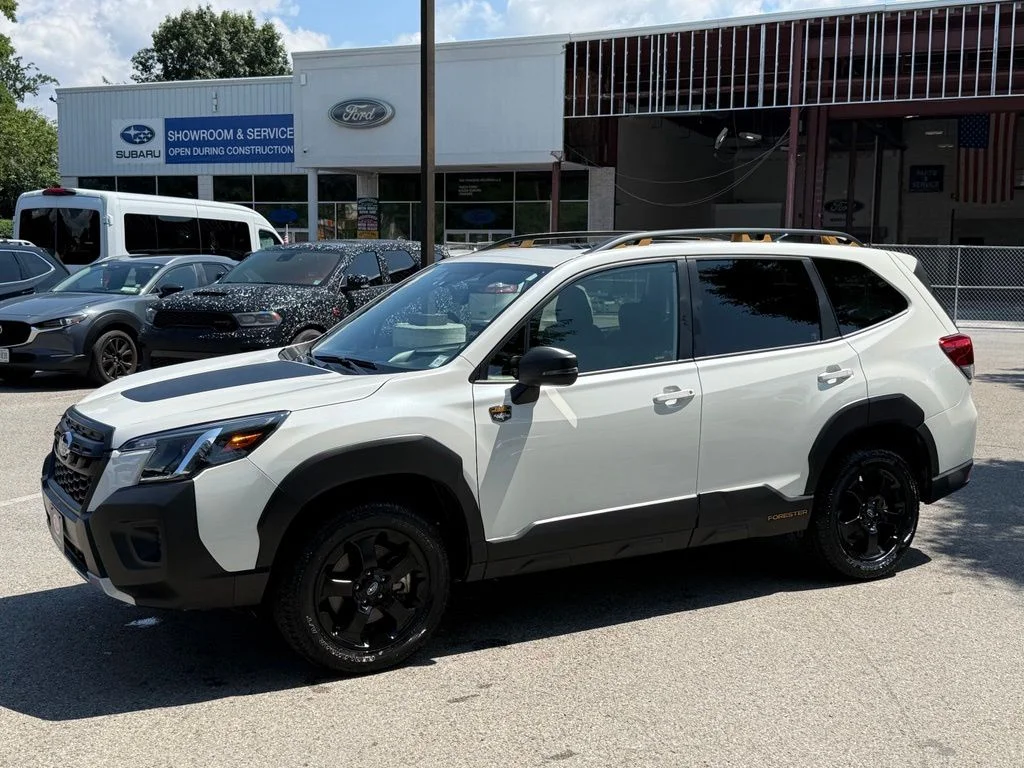 Used 2025 White Subaru Wilderness image 4