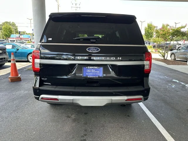 Used 2023 Black Ford XLT image 26