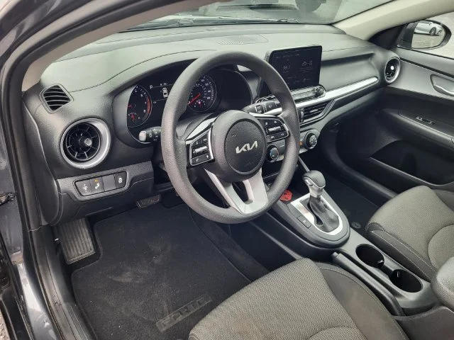 Used 2024 Gray Kia LXS image 9