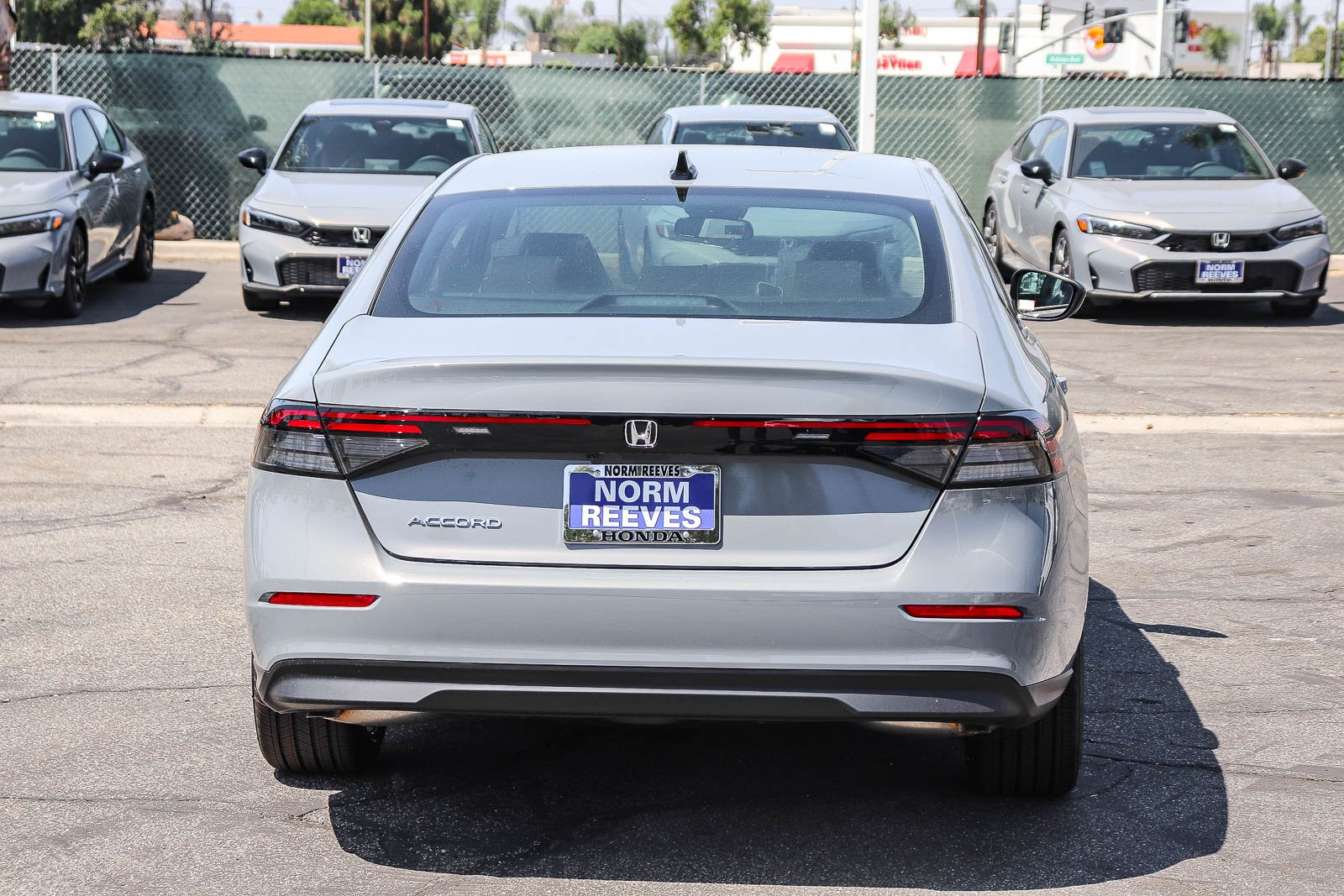 New 2026 Urban Gray Pearl Honda SE CVT image 10