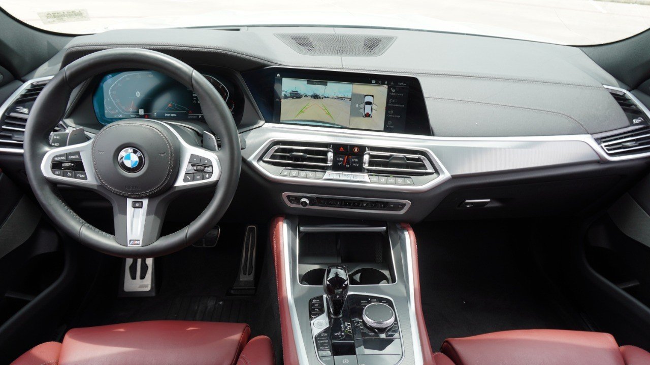 Used 2022 White BMW xDrive40i image 27