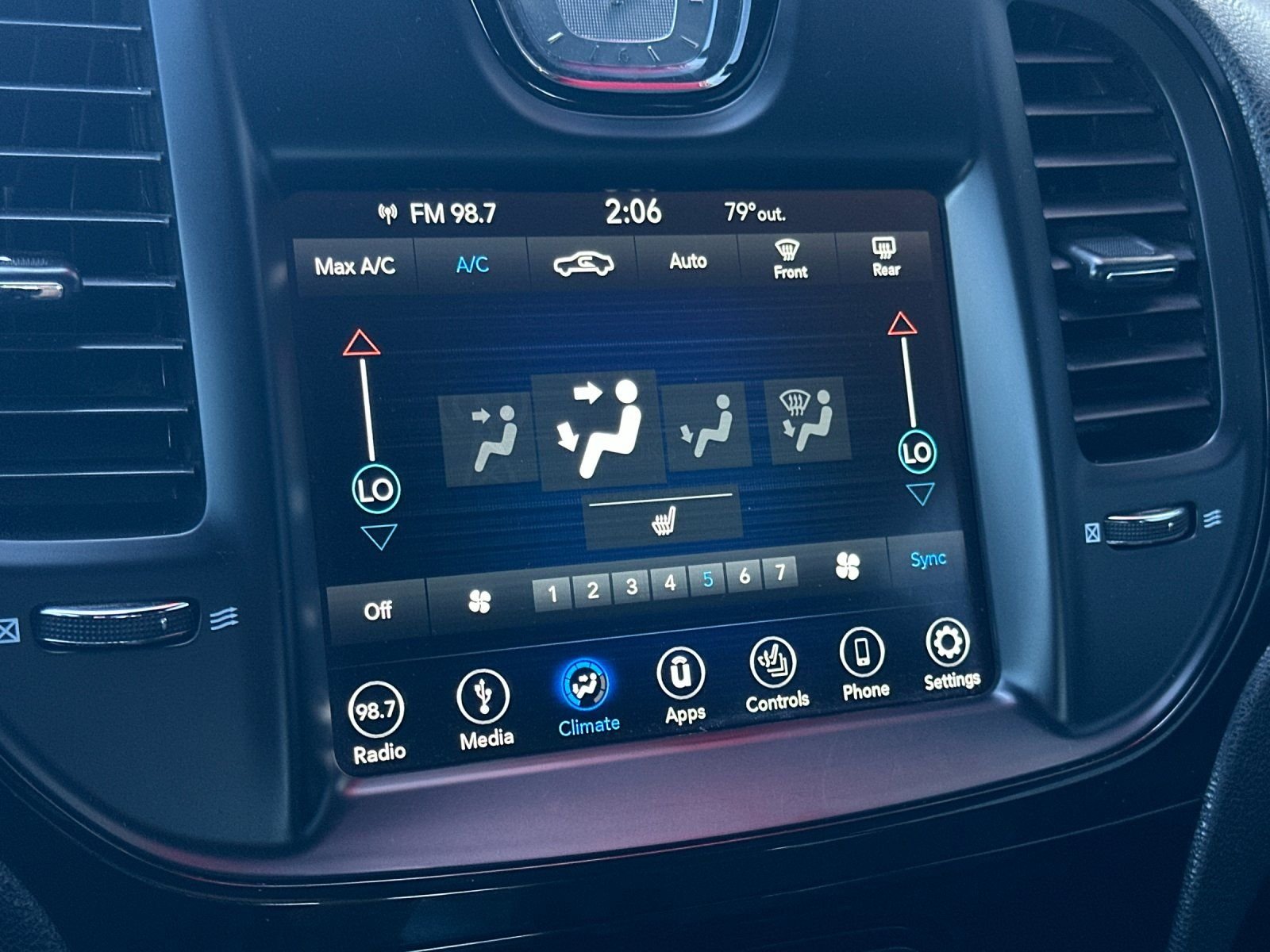 Used 2019 Gloss Black Chrysler S image 18