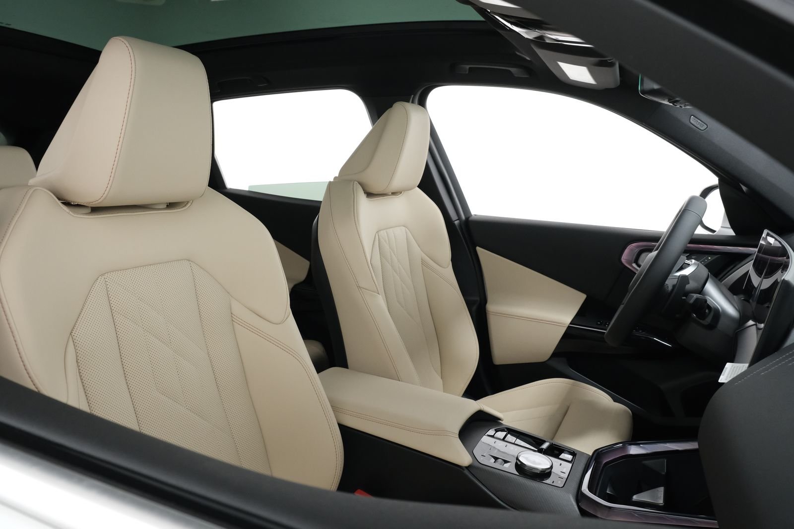 New 2026 Mineral White Metallic BMW 30 xDrive image 39