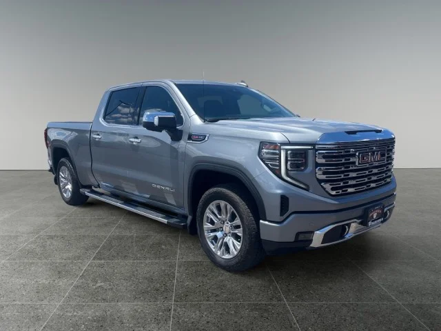Used 2023 Sterling Metallic GMC Denali image 7