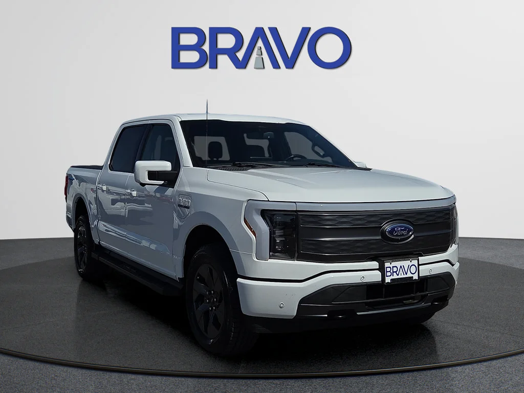 2023 Ford F-150 Lightning Lariat - Photo 6