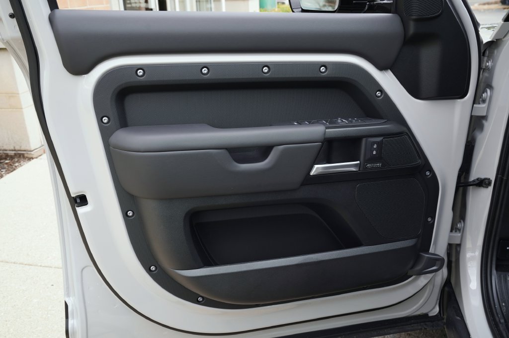 New 2026 Borasco Grey Land Rover X image 10