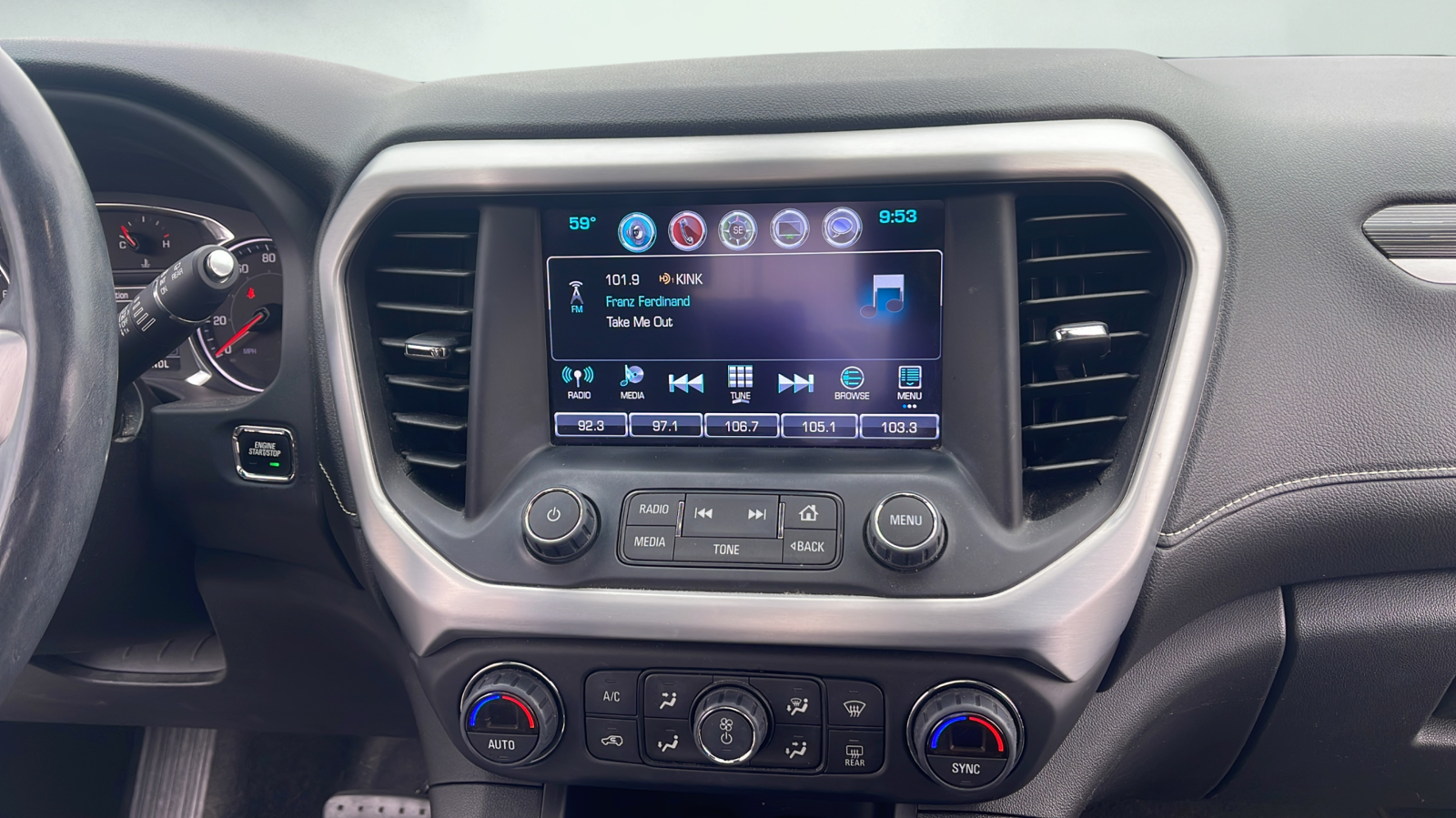 Used 2017 Sparkling Silver Metallic GMC SLT-1 image 20