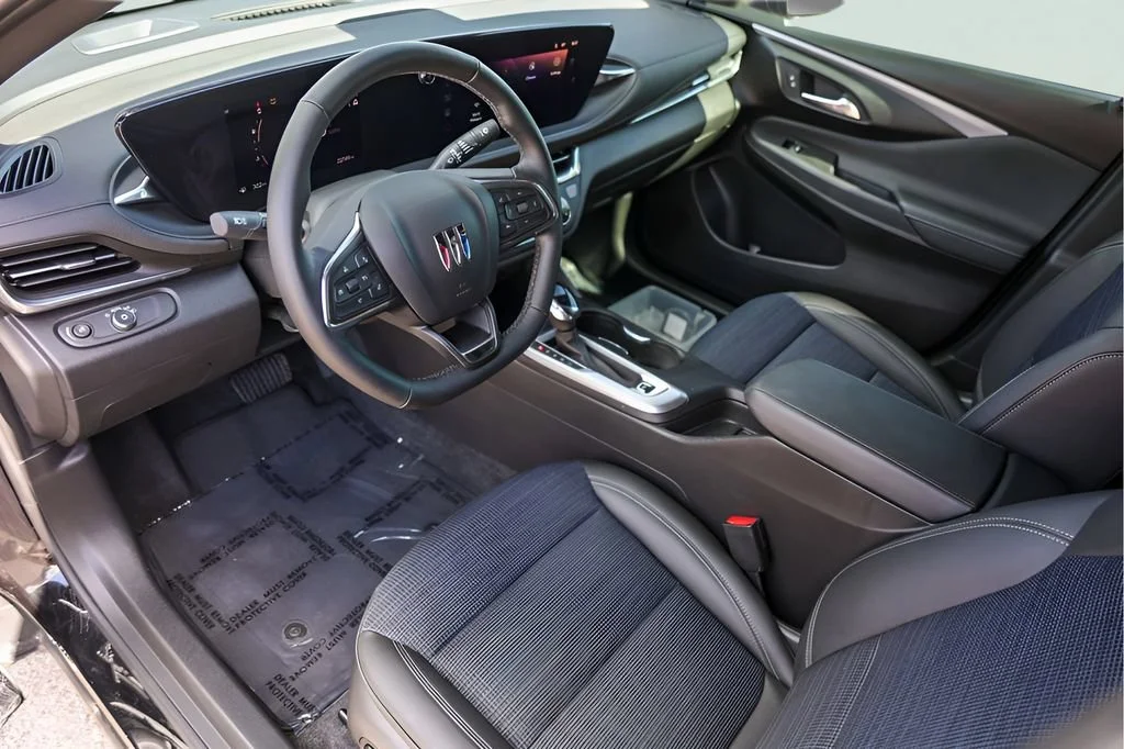 Used 2024 Ebony Twilight Metallic Buick Preferred image 10