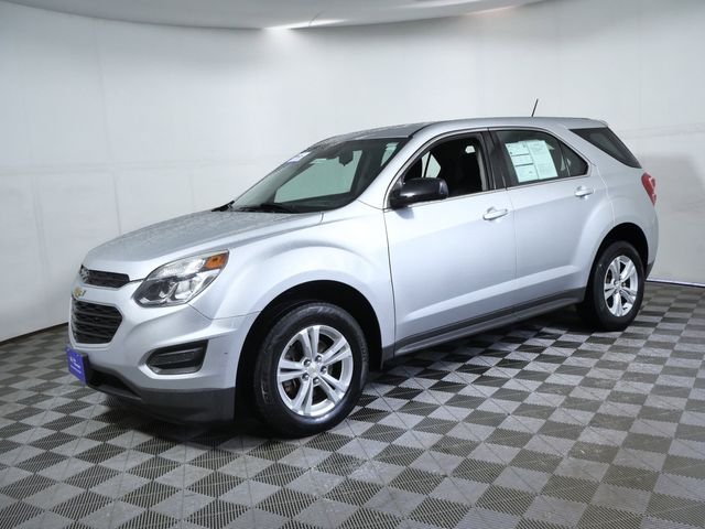Used 2017 Silver Chevrolet LS image 5