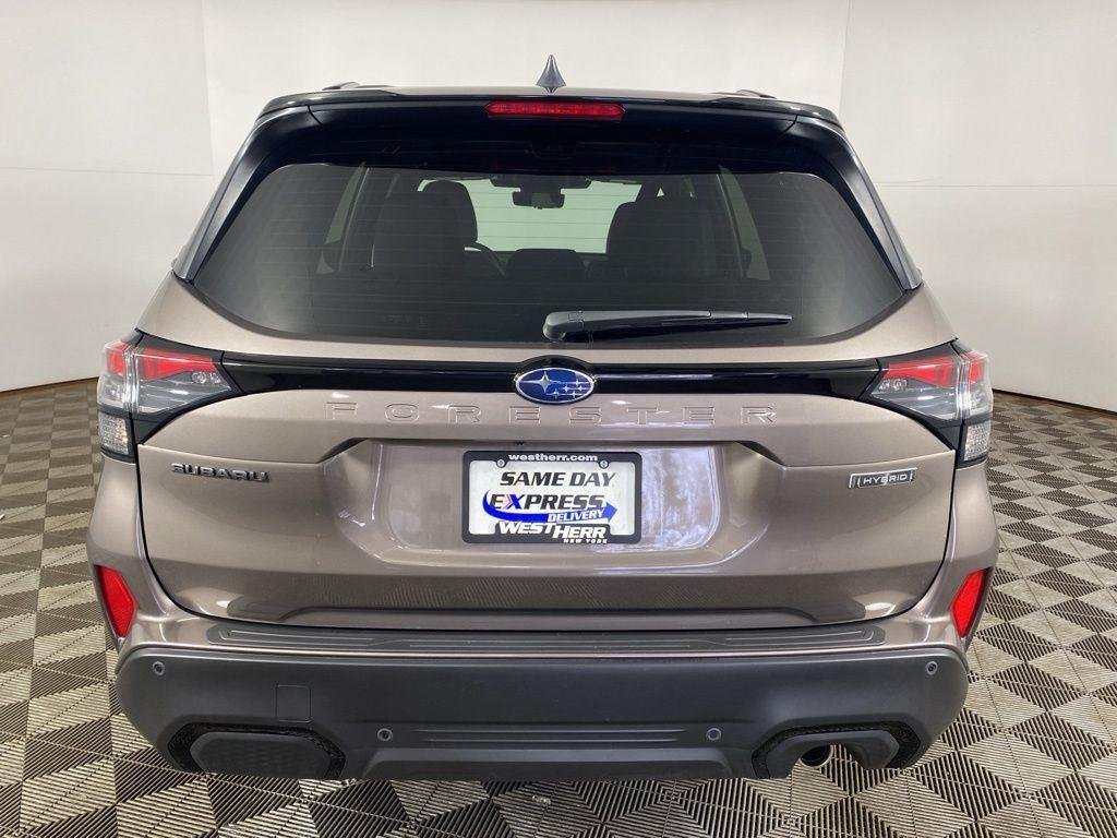 New 2025 Crystal Black Silica Subaru Touring image 7