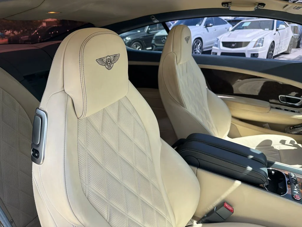Used 2012  Bentley Base image 36