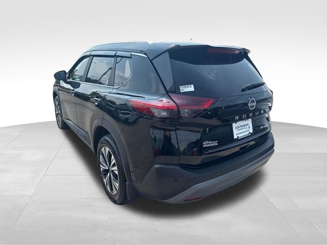 Used 2023 Black Nissan SV image 4