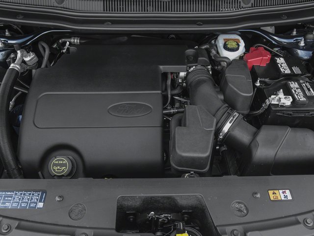 Used 2016  Ford Limited image 12