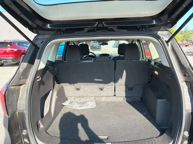 Used 2019 Black Ford S image 8