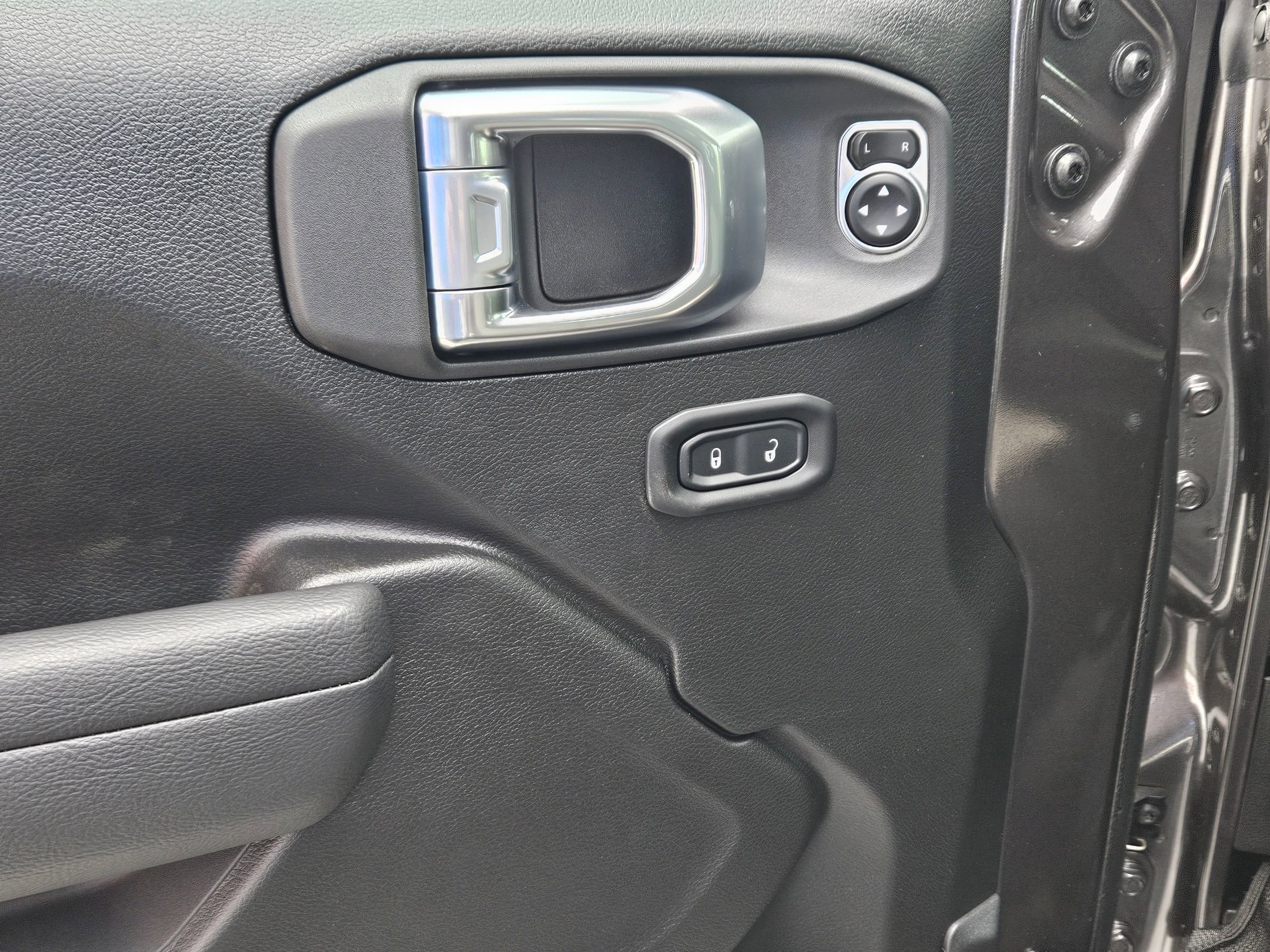 New 2026 Granite Crystal Metallic Clear-Coat Exterior Paint Jeep 85th Anniversary image 17