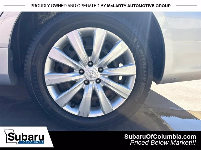 Used 2013 Silver Toyota LE image 12