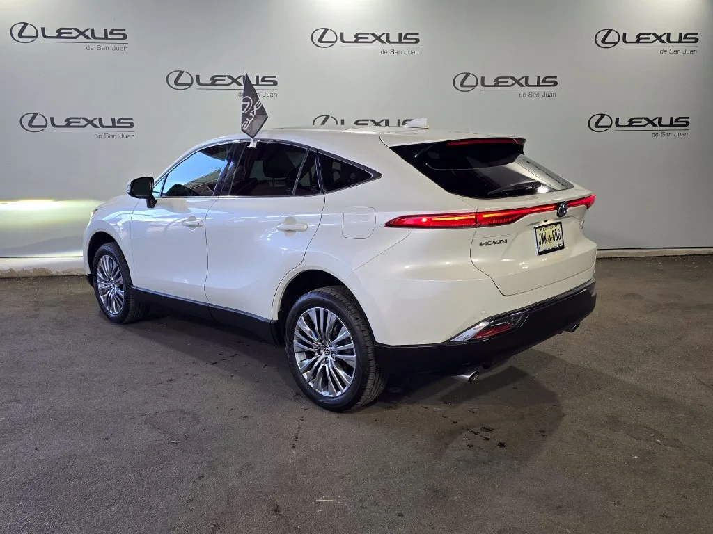 Used 2022 White Toyota Limited image 7