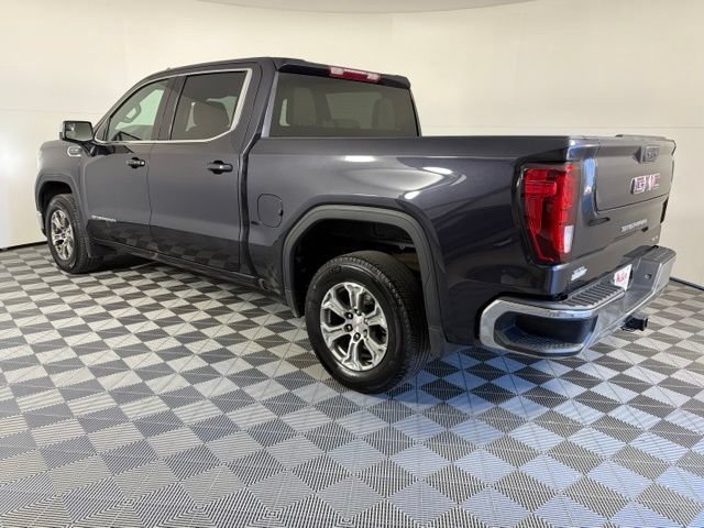 Certified Used 2022 TITANIUM RUSH METALLIC GMC SLE image 5