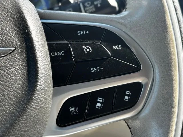 2020 Chrysler Pacifica Limited - Photo 17